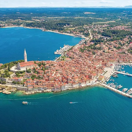 Casa vacanze Nice In With Jacuzzi *